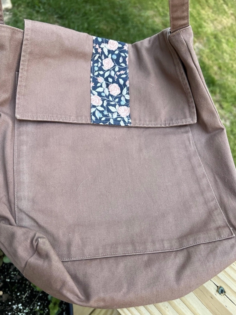 Brown Sling Bag w Floral Flap Over Bohemian Bag Pockets